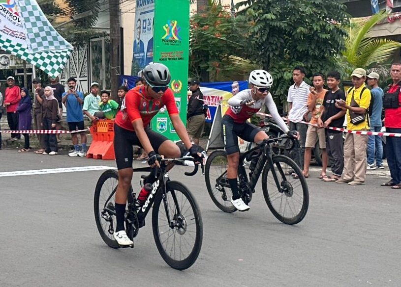 KABUPATEN MALANG AMANKAN EMAS DI FINAL ROAD RACE CRITERIUM PUTRA PORPROV JATIM IX 2025