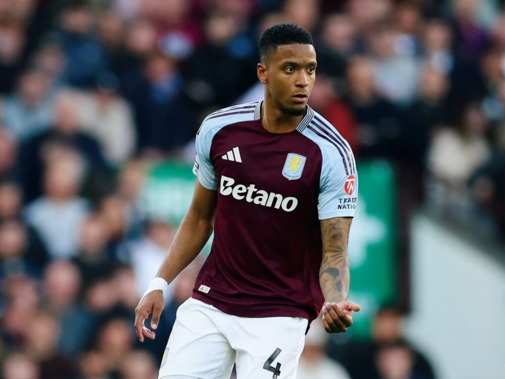 LIVERPOOL PANTAU EZRI KONSA, ANTISIPASI KEPERGIAN IBRAHIMA KONATE