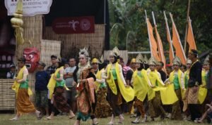 DESA WISATA ADAT ARJASA: WUJUD SEMANGAT LESTARIKAN BUDAYA TA'BUTAAN DI JEMBER