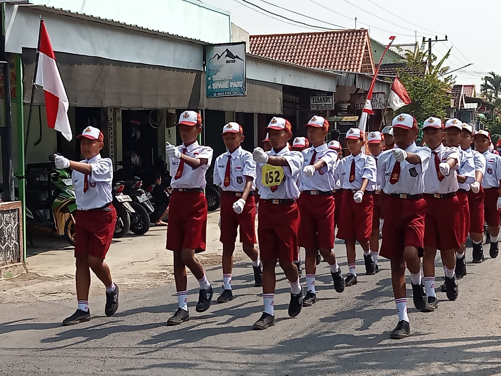 Lomba gerak jalan Kecamatan Grogol