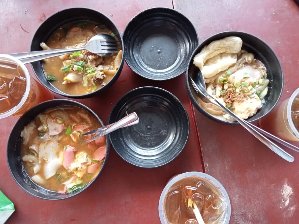 SEBLAK MERAH BANDAR LOR