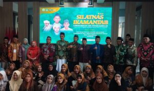 bedah buku BEDAH BUKU KH ABDUL WAHAB HASBULLAH WARNAI HARLAH KE-9 IKAMANTAB DAN PERAYAAN DUA ABAD PESANTREN BAHRUL ULUM