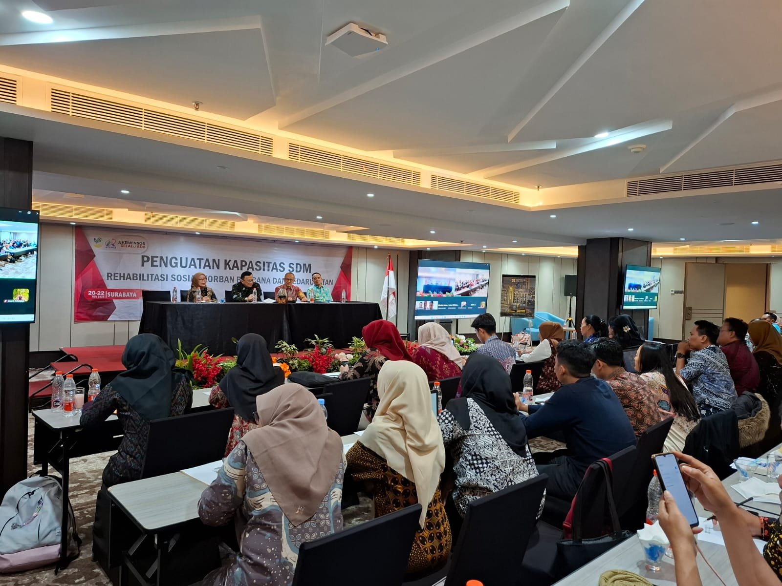 KEMENSOS PERKUAT PENDAMPING REHABILITASI SOSIAL