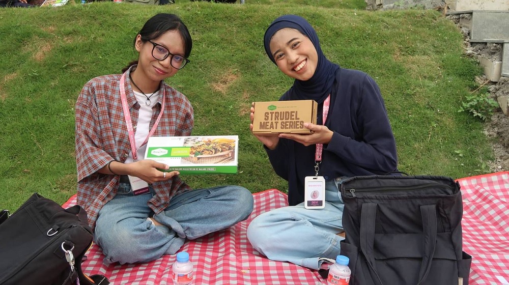 LAUNCHING NEW PRODUCT, MALANG STRUDEL MEAT SERIES